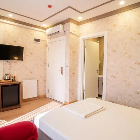 Dymar Hotel 3*