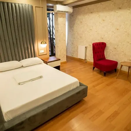 Hotel Dymar 3*