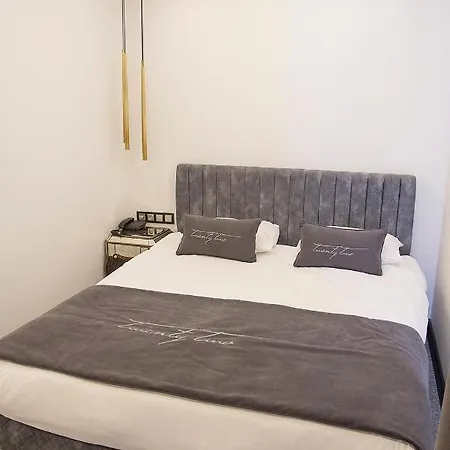 The 22 Hotell