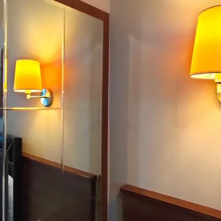 Star City Hotel 2*