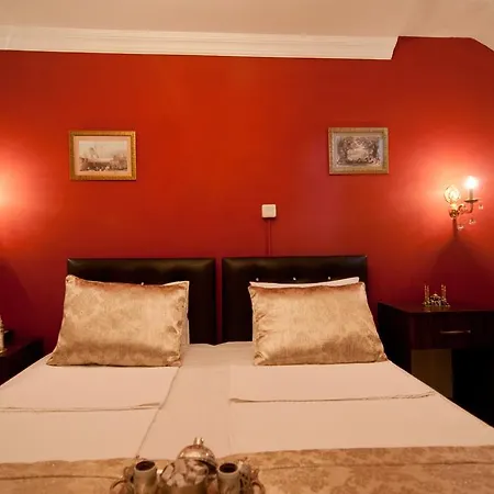 Hotel Magnificent