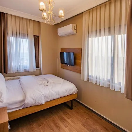 Hotel Grand Balyan & Restaurant 3*