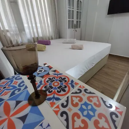 Silent Corner 3 * Estambul