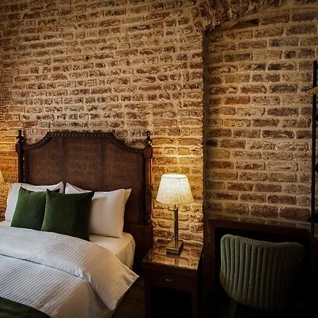 Sirkeci Hotel 4*