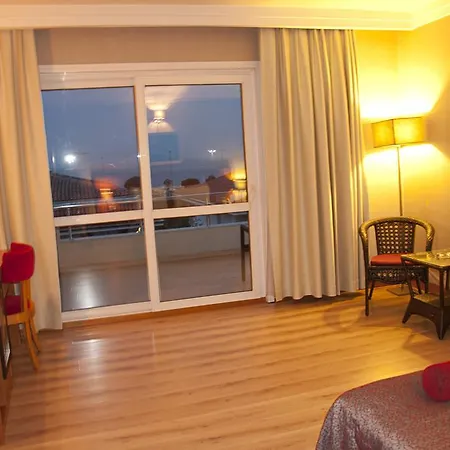 Island Hotel