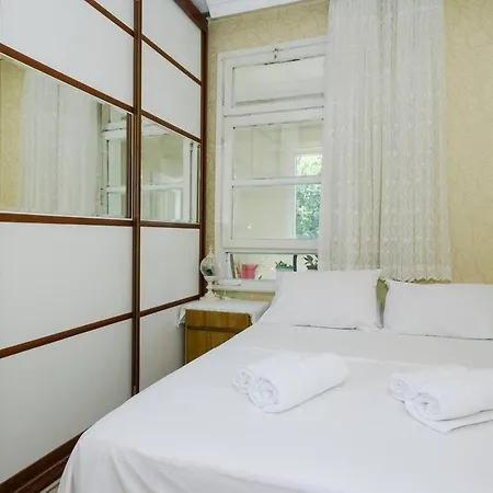 Garden Nature House In The Center Of Istanbul Holiday home *