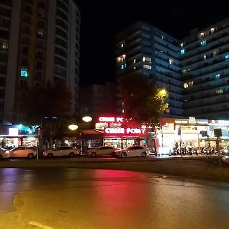 Beylikduzu Huzurlu Aile Yasam Sitesi Ful Donanimli Ev Apartment