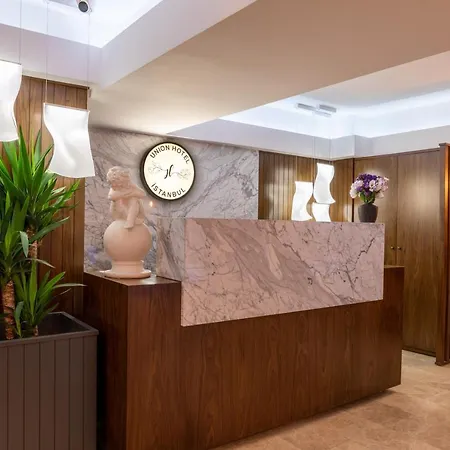 Hotel Union Port 3*