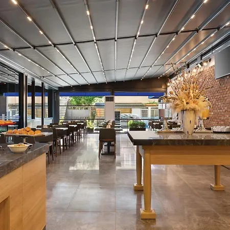 Tryp By Wyndham Atasehir Hotel Istambul
