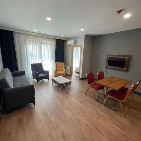 Aparthotel Almin *