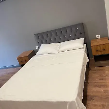 Aparthotel Almin *