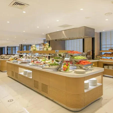 Golden Age Taksim מלון 4*