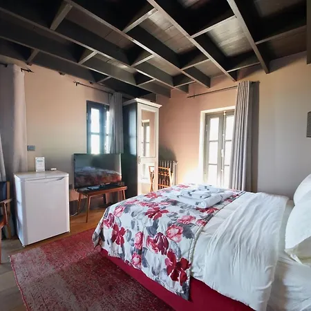 Balkon Apartment *