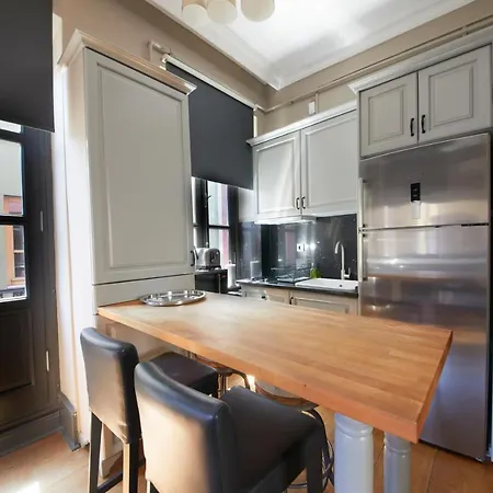 Balkon Apartment Istanbul