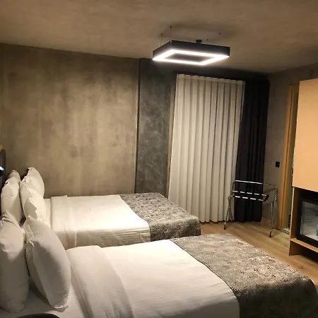 Red Stone Hotell