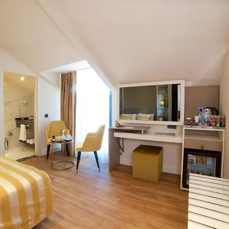 Icon Taksim Hotel 4*