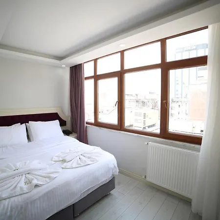Taksim Diamond Hotel 2*