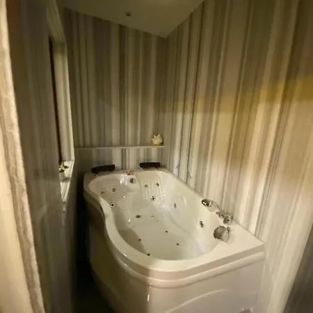 Miss Old Hotel