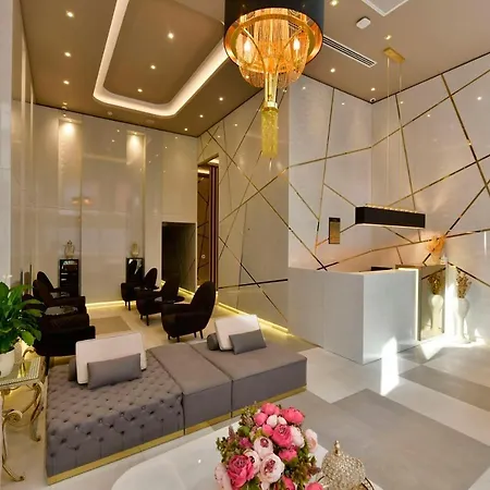 Ghan Hotel