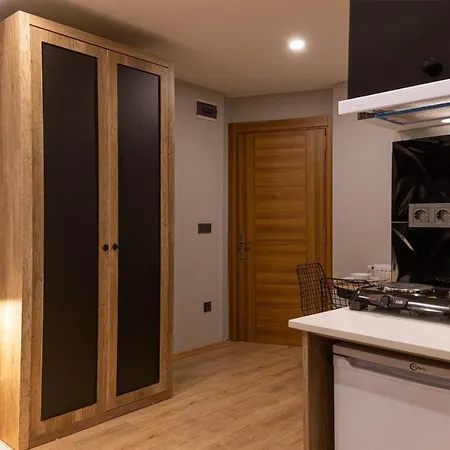 Apartment Long