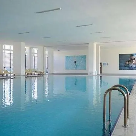 Apartment Magneficent Luxury With Pool And Fitnes *