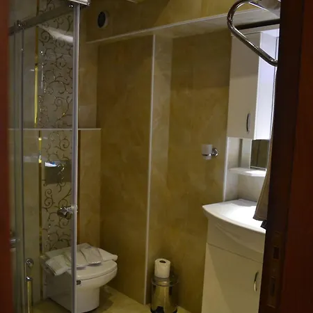 Blue Aparthotel 3*