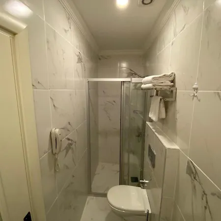 Hotel Miss Old 3*