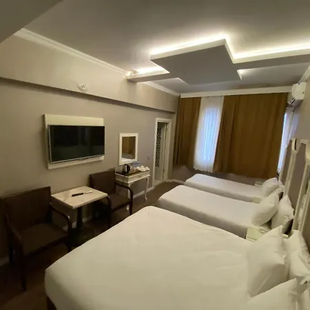 Hotel Miss Old 3*