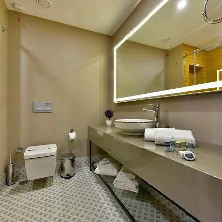 Ghan Hotel 3*