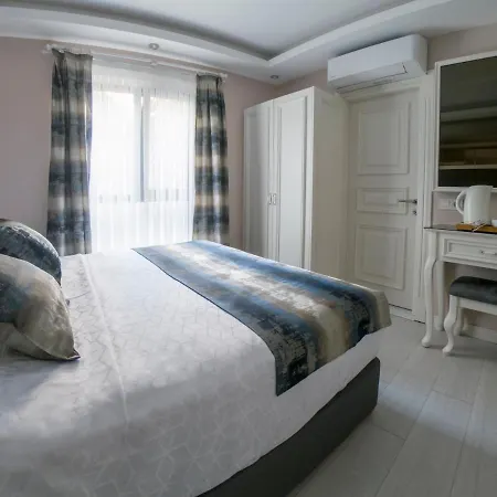 Crowned 3* Istanbul