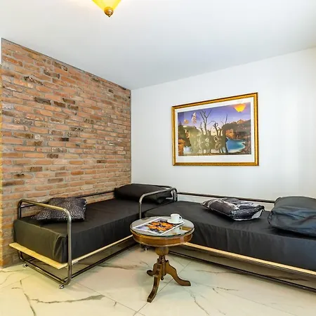 Pera Hotel 4*