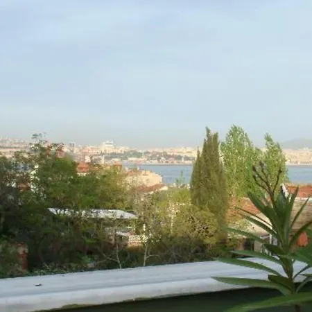 Hotel Tashkonak 3*