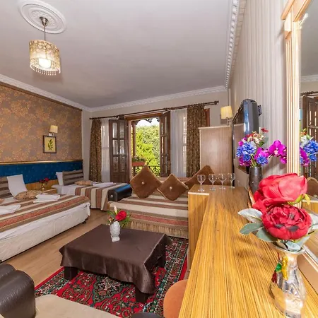 Ista Palace