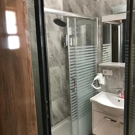 Hotel Staryy Dom Istanbul