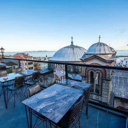 K & Y Dlx & - Old Hotel 4*