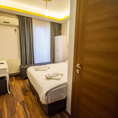 Hotel K & Y Dlx & - Old