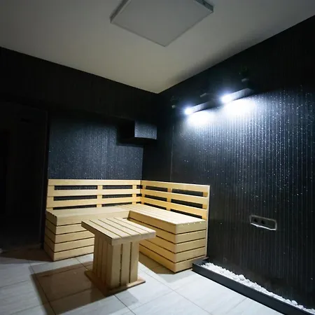 K & Y Dlx & - Old Hotel 4*