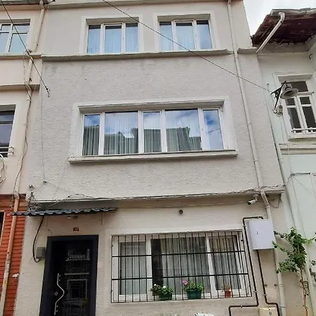 Apartament Ararat *