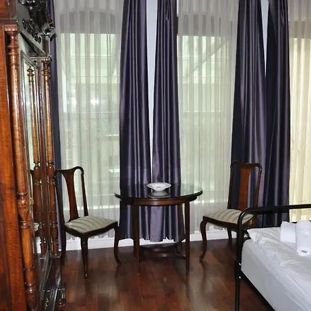Hotel Pera