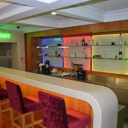 Yuksel Hotel