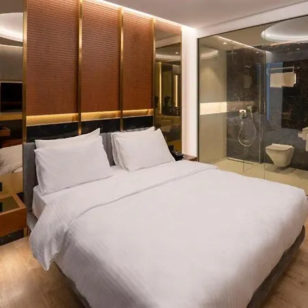 Henna Hotel