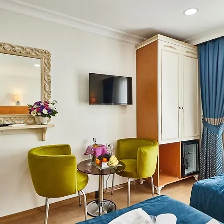 Kumru 2* Istambul