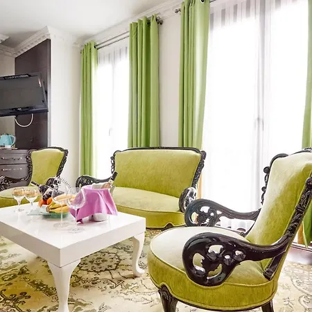 Kumru Hotel 2*