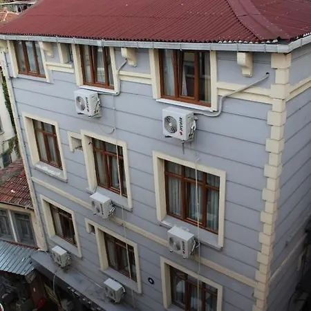 Apart Otel Kral Mert 3*