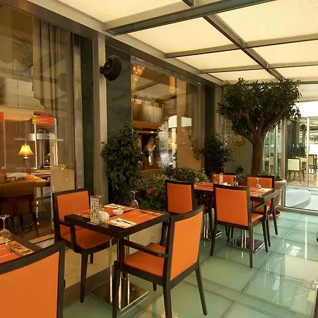 Eresin Taxim & Premier Hotel