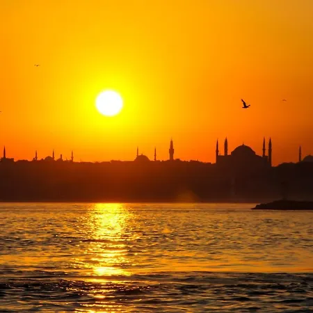 3+1 New Kadikoy Entire Flat Furnished For Rent In The Heart Of Kadikoy! *