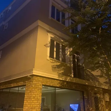 Miran Suites *