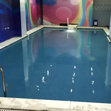 Golden Hill Downtown מלון 5*