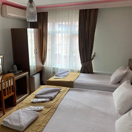 Emagine Auberge de jeunesse *