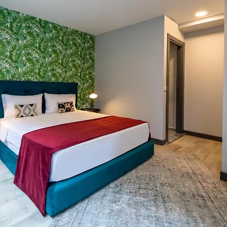 Hotel Parrot